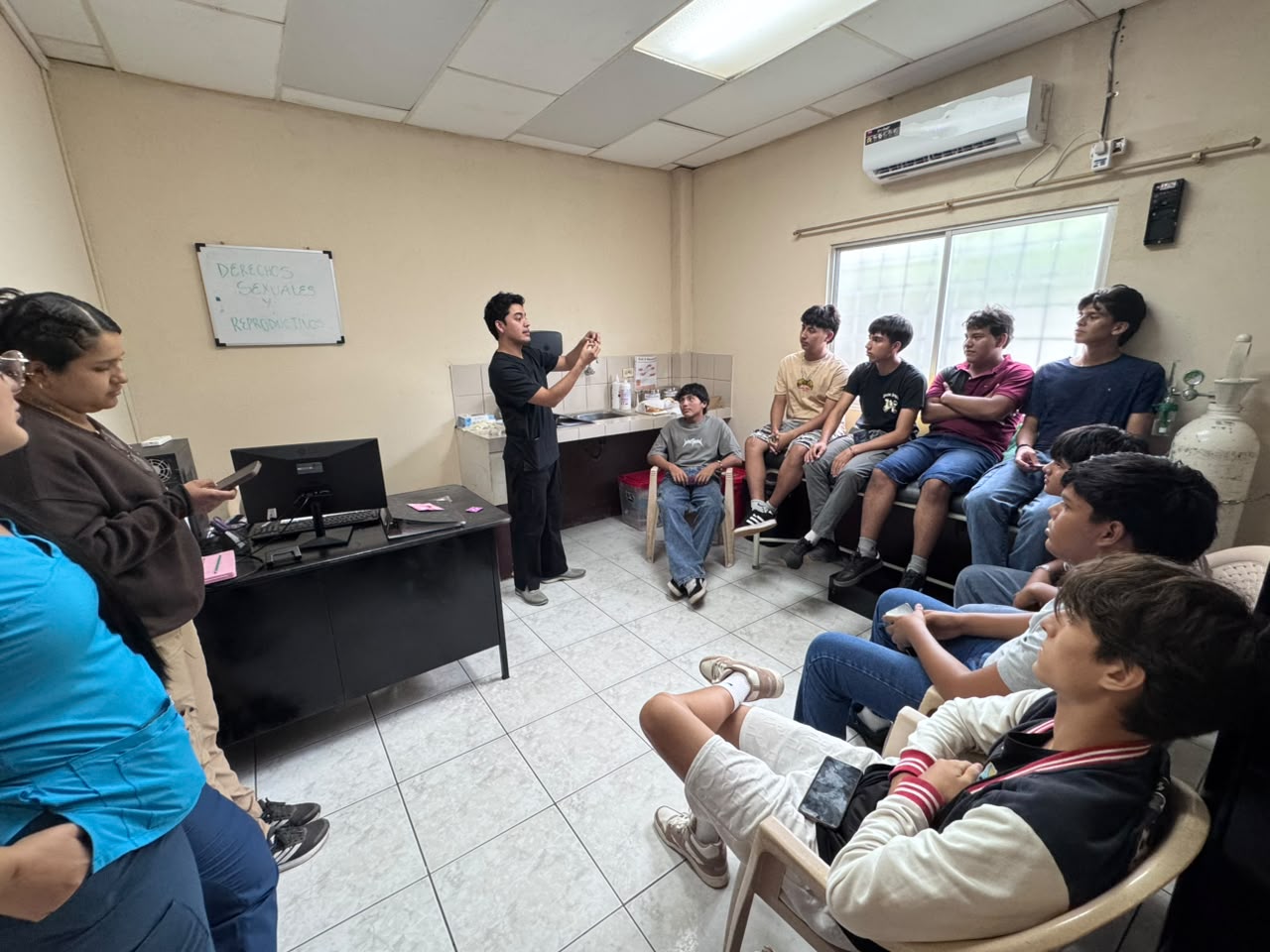 Charlas de Salud Sexual y Reproductiva para jóvenes